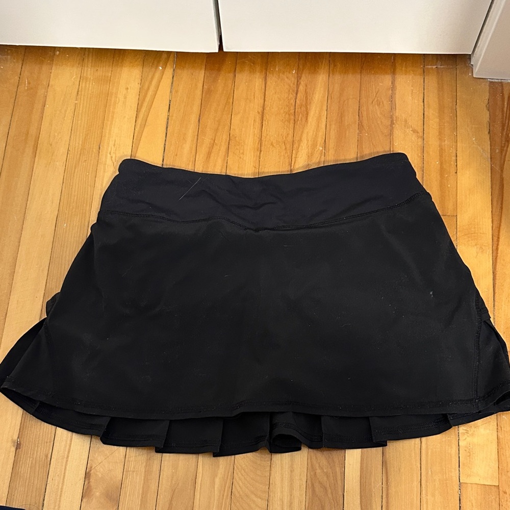 Black lululemon skort